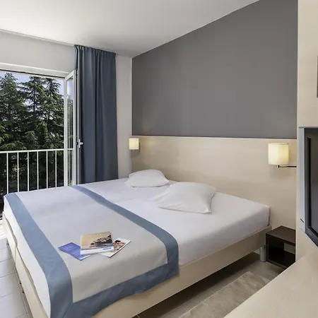 فندق Valamar Pinia بوريتش