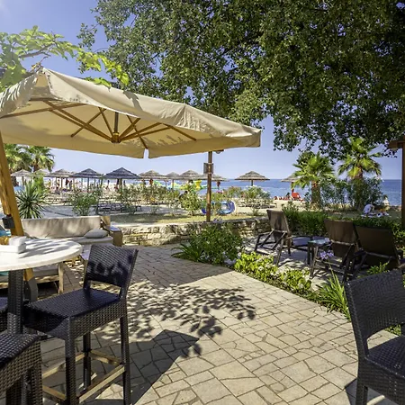 Szálloda Valamar Pinia 3*