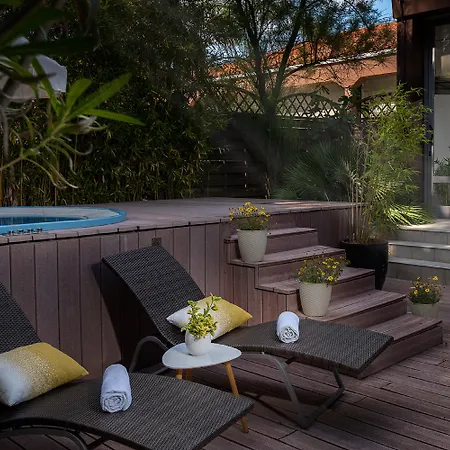 Szálloda Valamar Pinia 3*