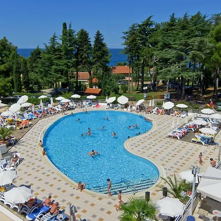 Valamar Pinia 호텔 3*