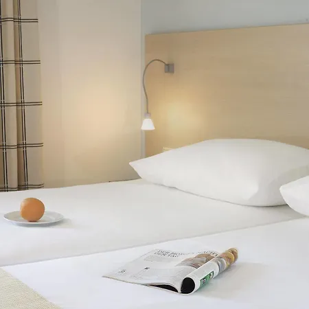Valamar Pinia فندق 3*