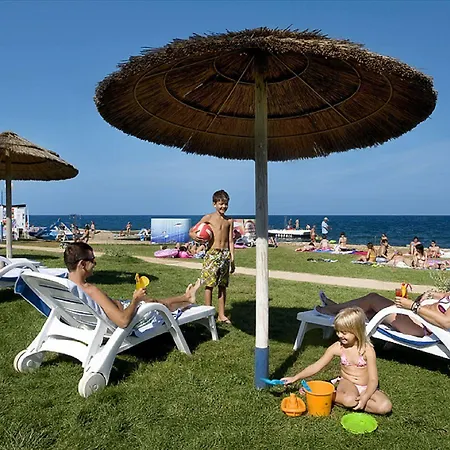 فندق Valamar Pinia 3*
