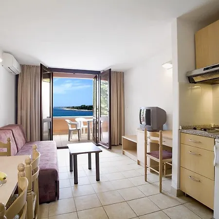 Valamar Pinia فندق 3*